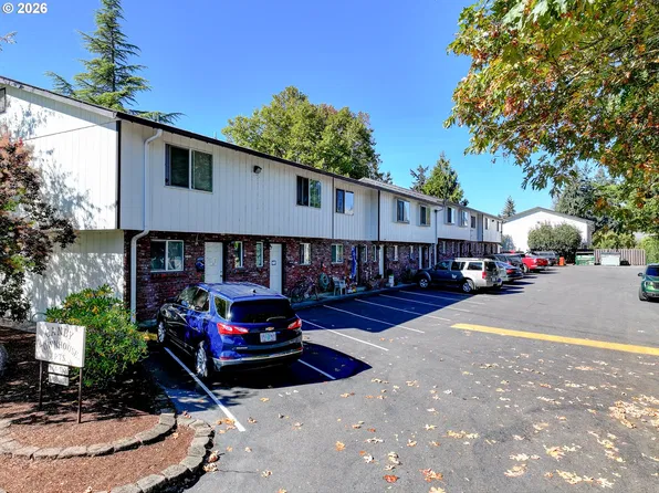 164 NE 4th Ave, Canby, OR 97013