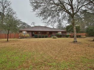 33530 Commanche Trl, Magnolia, TX 77355