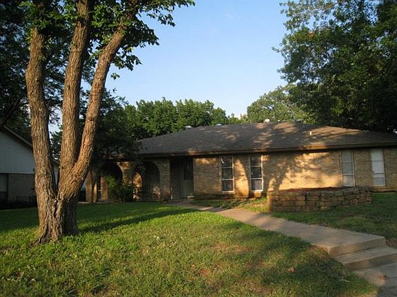 2nd image of 1407 Sweet Gum Dr