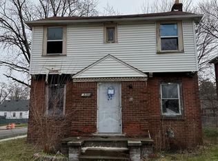 15394 Freeland St, Detroit, MI 48227