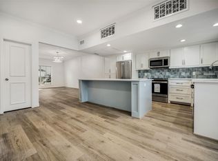 14715 Barryknoll Ln APT 142, Houston, TX 77079
