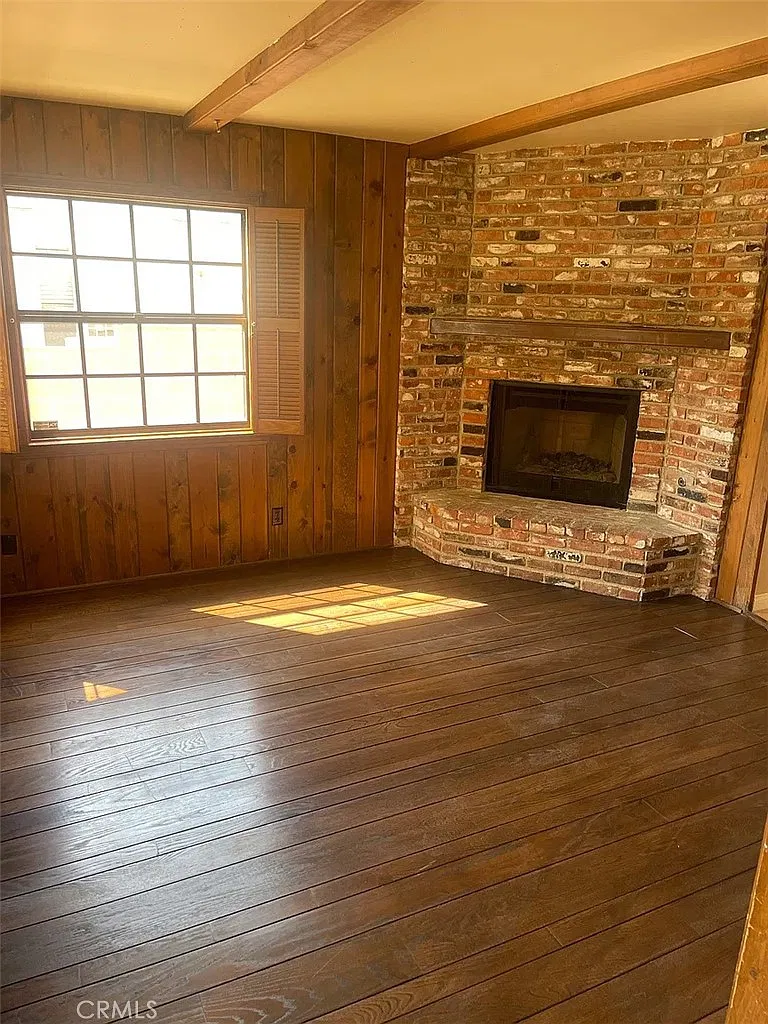 4 bed, 2120 sqft, $4,900 — Photo 3
