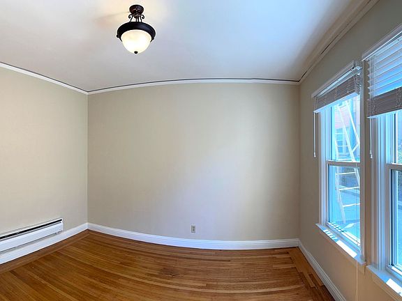 4th image of 1379 10th Ave #4