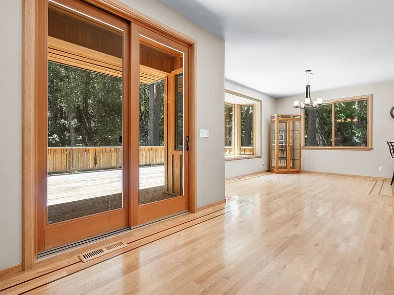 310 Wild Iris Ln — Photo 11