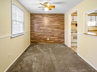 5492 Trastevere Rd, Clay, NY 13041