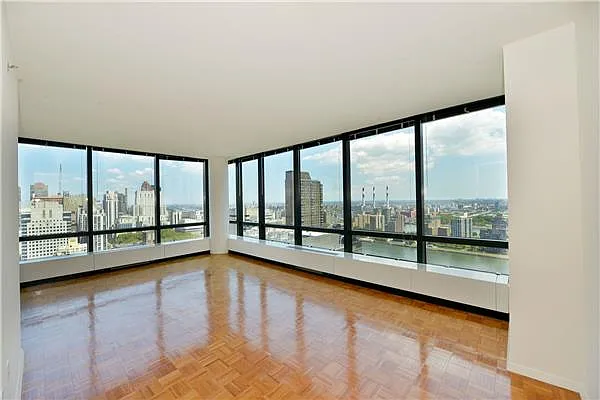 Rented by Solow Realty | media 22