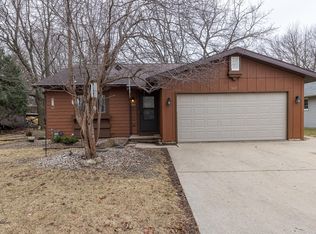 1625 Villa Park Dr, Oshkosh, WI 54904