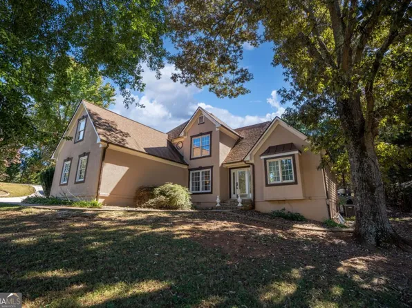 5126 Cash Rd, Flowery Branch, GA 30542