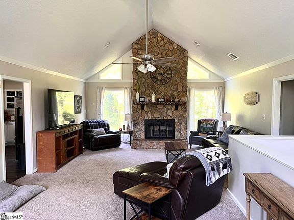 5th image of 4721 Worden Dr