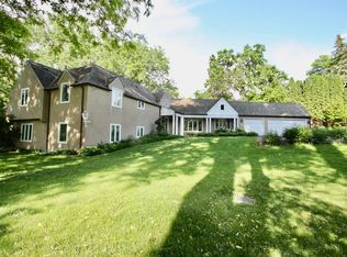 4400 Golden Valley Rd, Golden Valley, MN 55422