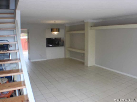 3rd image of 10022 SW 77th Ct #10022