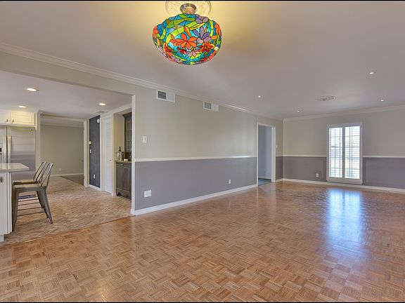 4th image of 5852 Burning Tree Dr