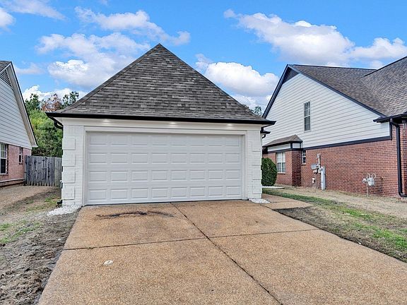 2nd image of 7052 Millers Glen Way