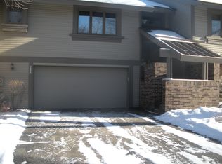 9226 Decatur Ave S, Bloomington, MN 55438