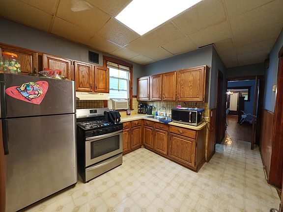 4th image of 530 N Lawler Ave