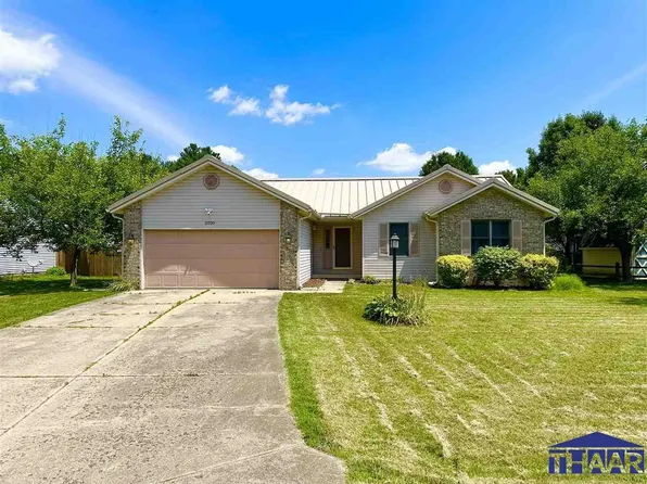 2020 Walden Ct, Terre Haute, IN 47802