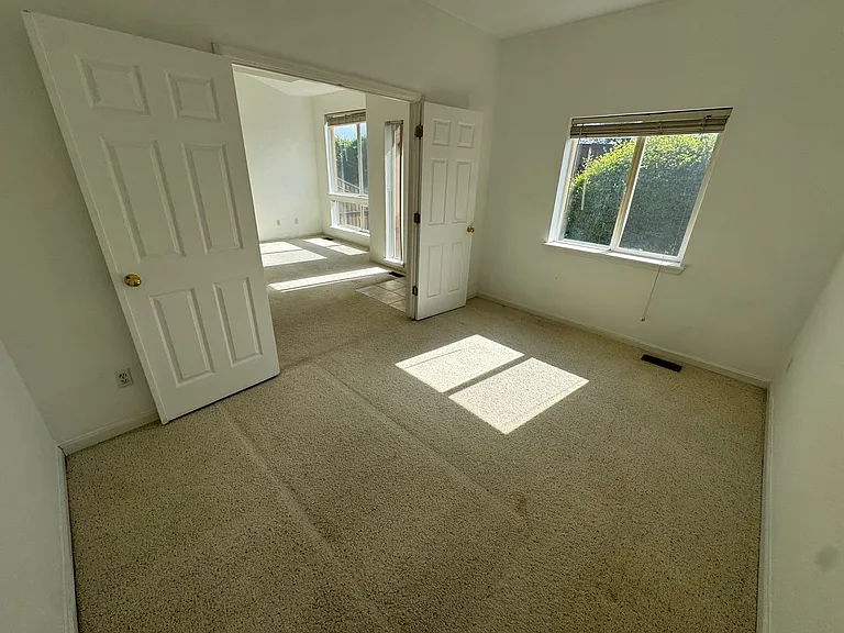 4505 S Auckland Ct — Photo 11