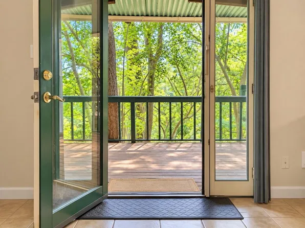 8225 Kingsbrook Rd APT 119, Houston, TX 77024