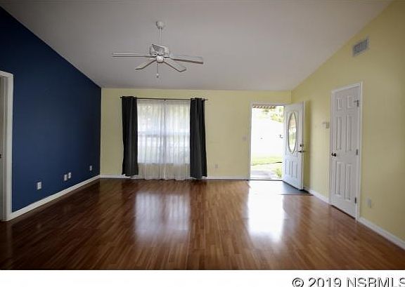 2nd image of 3038 Silver Palm Dr