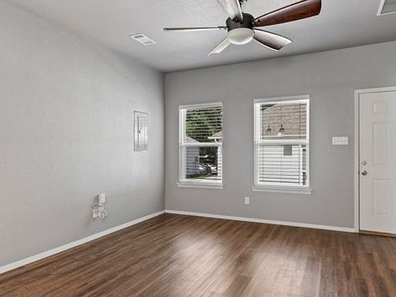3rd image of 427 Jannie St #B