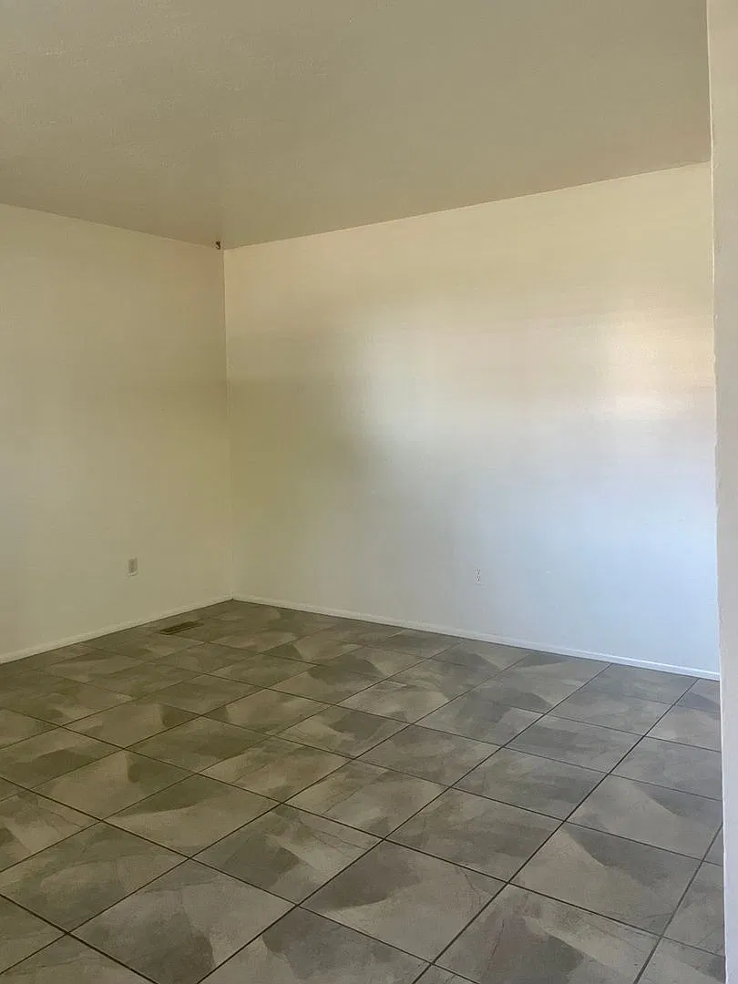 188 Pingree Ave — Photo 4