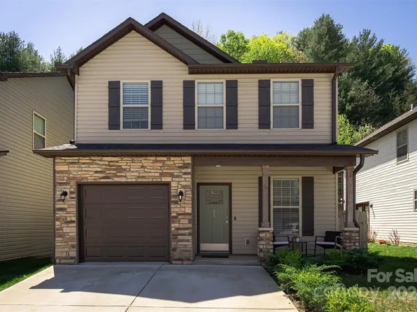 21 Greenly Ln, Fletcher, NC 28732