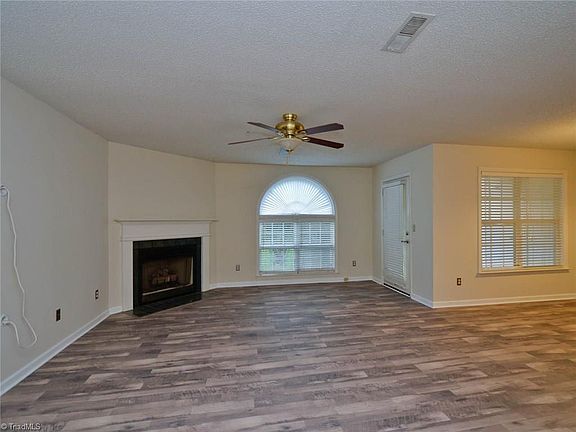 3rd image of 3705-1C Morris Farm Dr