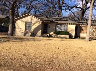 1717 N Beach St, Haltom City, TX 76111