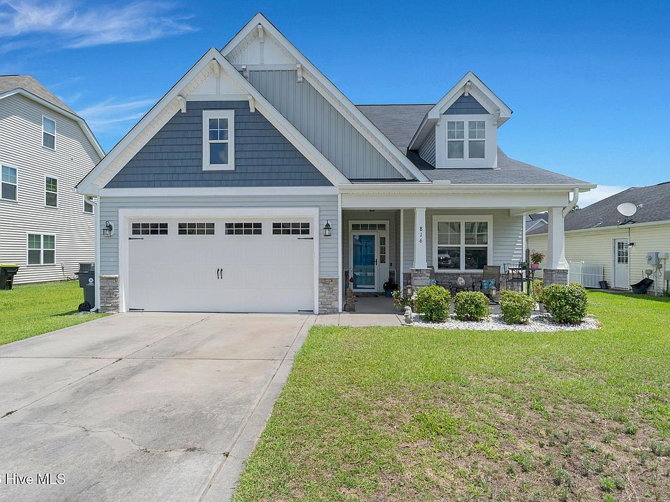 1st image of 816 Heart Wood Loop Road NE
