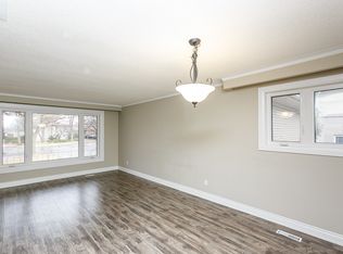 43 Oxenden Cres, Toronto, ON M9C4H5