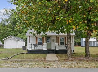 219 Cedar St, Hohenwald, TN 38462