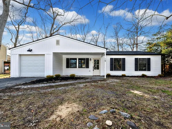 15 Oak Leaf Dr, Little Egg Harbor, NJ 08087