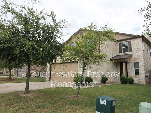 3rd image of 907 Solitude Dr