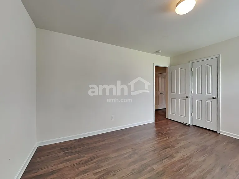 4875 Old Towne Village Cir — Photo 13