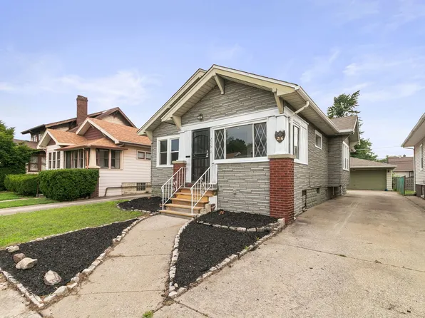 216 Warren St, Calumet City, IL 60409
