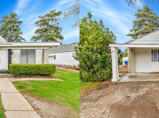 2952 Prynne St, Keego Harbor, MI