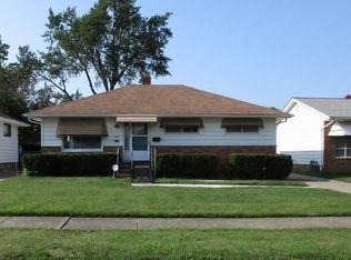 15817 Dunbury Dr, Maple Heights, OH