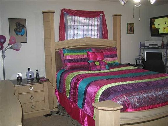 4th image of 4126 Blackberry Ln
