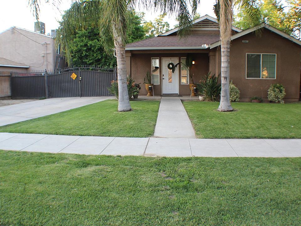 1st image of 3941 E Clay Ave