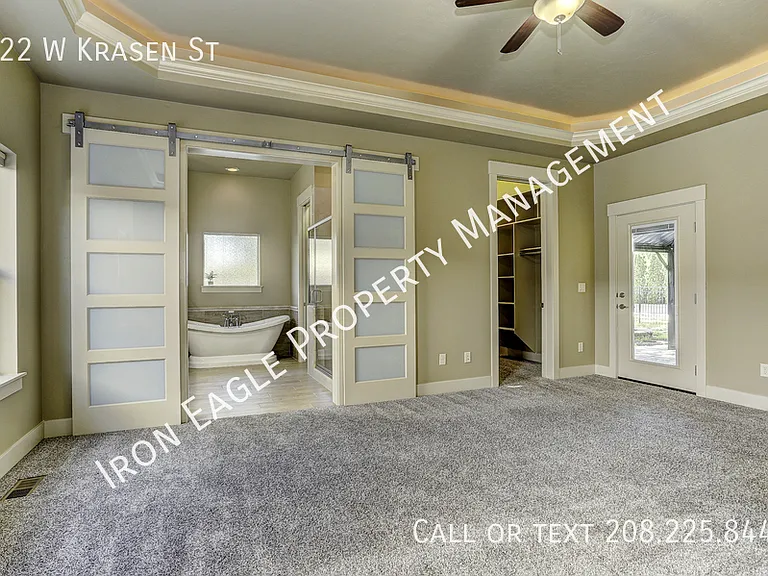 822 W Krasen St — Photo 30