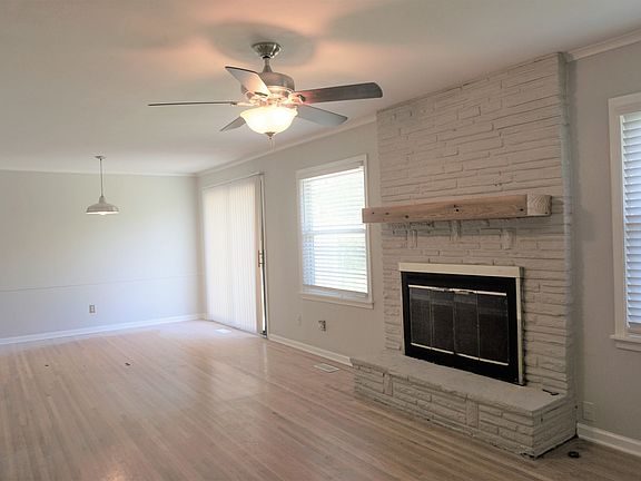 4th image of 3617 S Sandusky Ave