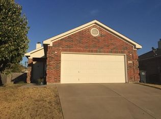 6324 New Harbor Ln, Fort Worth, TX 76179