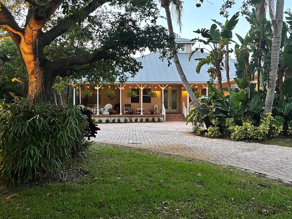 1st image of 2412 SE Saint Lucie Boulevard