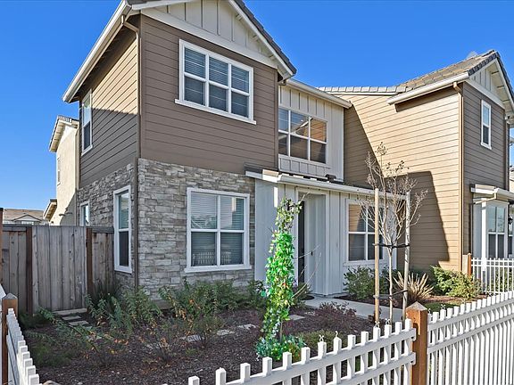 2nd image of 15533 Monterey St