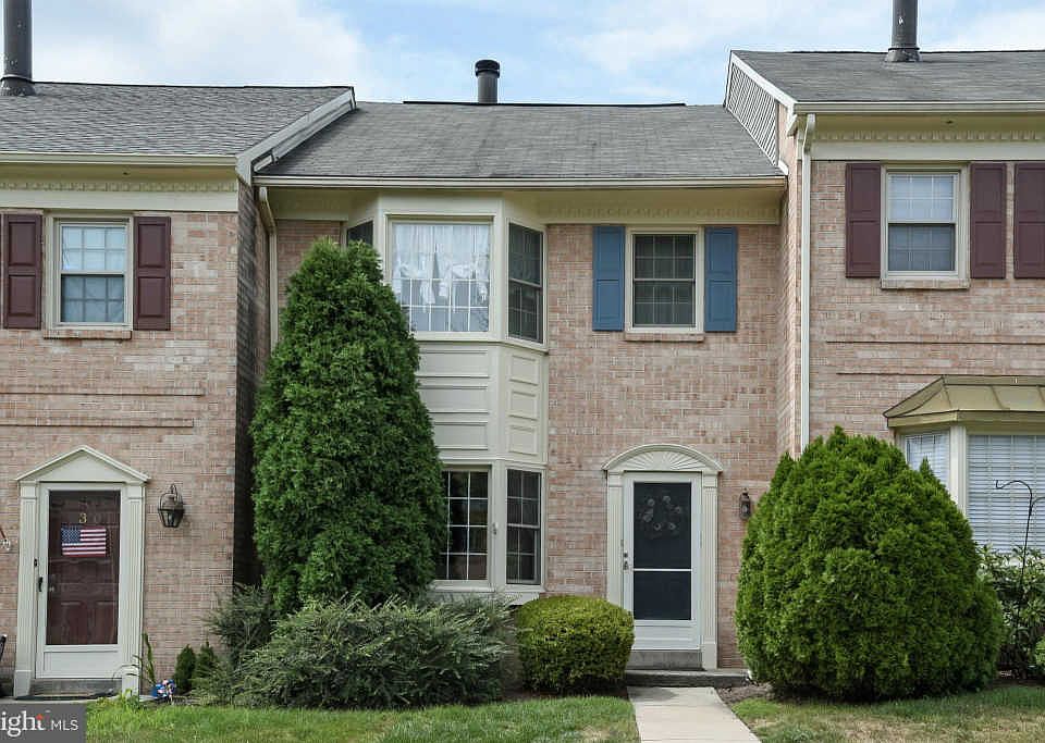 1st image of 308 Jefferson Ct