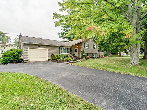 2nd image of 127 Norris Dr