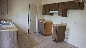 3rd image of 620 Royal Palm Dr