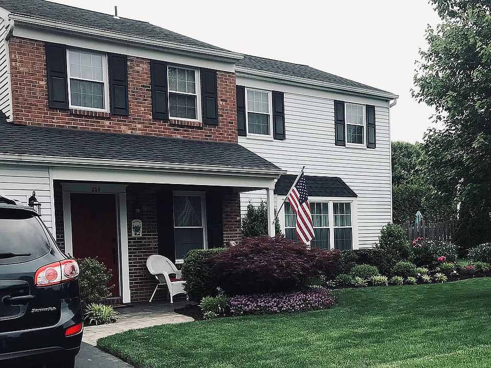 2nd image of 330 Alberts Way