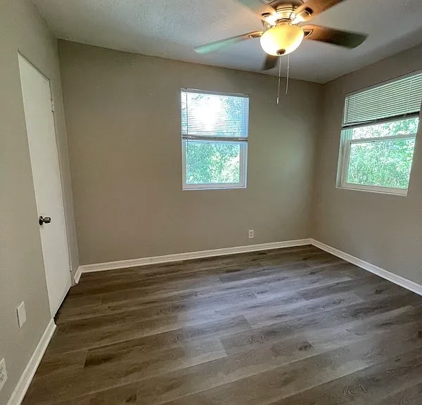 1575 W 19th St #3 — Photo 14