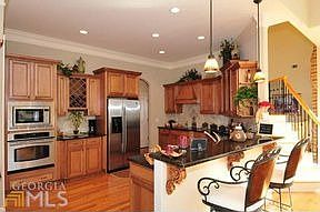 4th image of 905 Northern Pines Dr